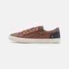 Pier One Unisex - Zapatillas - Cognac