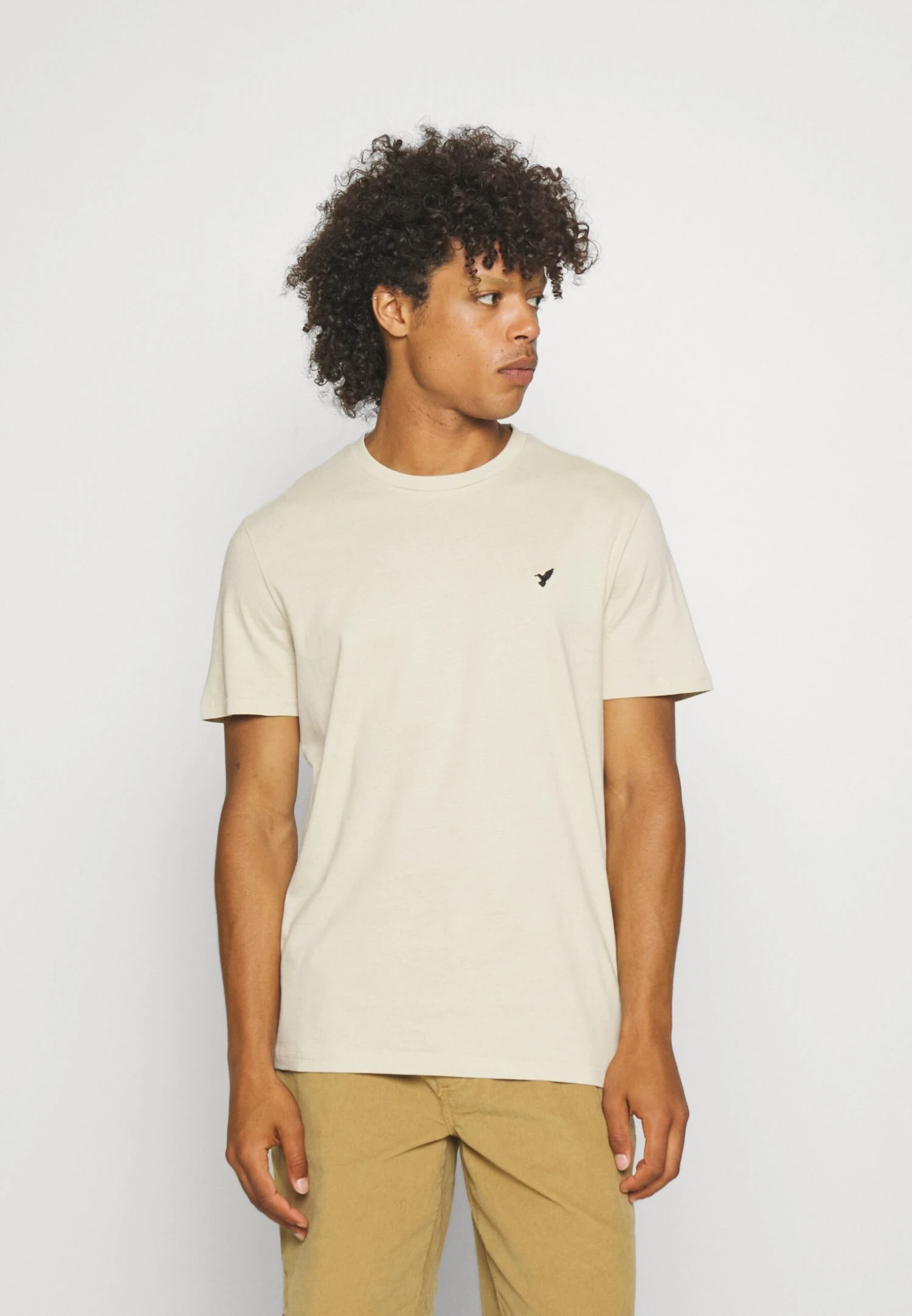 Pier One 3 Pack Unisex - Camiseta Básica - White/Offwhite /Green 4 Pier One 3 Pack Unisex - Camiseta Básica - White/Offwhite /Green - Imagen 4