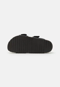 Pier One Leather - Sandalias Planas - Black 10 Pier One Leather - Sandalias Planas - Black -Pier One Mode Outlet Tienda 0fec9bfb82db41659160bee9137ebb76