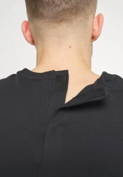 Pier One Camiseta De Manga Larga - Black -Pier One Mode Outlet Tienda 170612893f73447b917ff148525f8565