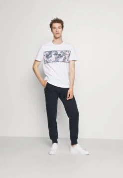 Pier One Pantalones Deportivos - Dark Blue -Pier One Mode Outlet Tienda 1bf7e597044146a88ff47a1ccc61bc80