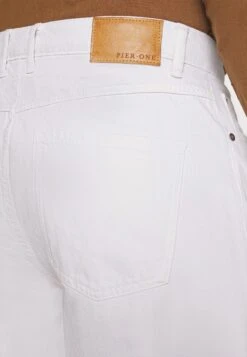 Pier One Vaqueros Boyfriend - White Denim -Pier One Mode Outlet Tienda 1de79453a8d84faf94f9bab694892756