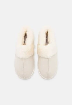 Pier One Pantuflas - White -Pier One Mode Outlet Tienda 2a373f3587ba435e8e5e4cd25a8edf0e