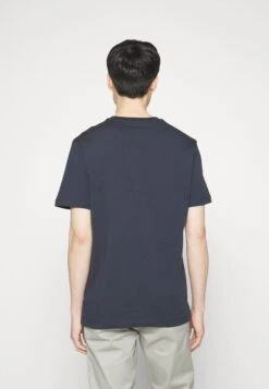 Pier One Cocktail Tee- Camiseta Estampada - 503 - Dark Blue -Pier One Mode Outlet Tienda 38497a2249dd47d5ae90f41ac9c92d30