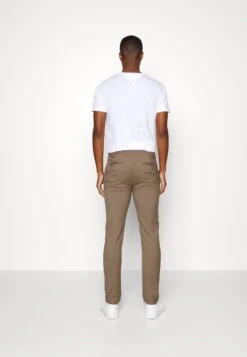 Pier One Pantalones Chinos - Brown 7 Pier One Pantalones Chinos - Brown -Pier One Mode Outlet Tienda 3b1a04b6cea3448cbd280175ba3b1e46