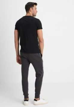 Pier One Pantalones Deportivos - Dark Grey 8 Pier One Pantalones Deportivos - Dark Grey -Pier One Mode Outlet Tienda 41603f18a9d7497b85a73a2ae36be969