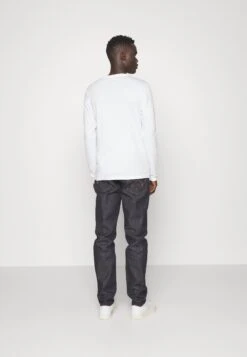 Pier One 3 Pack Unisex- Camiseta De Manga Larga - White/Dark Blue/Bordeaux 9 Pier One 3 Pack Unisex- Camiseta De Manga Larga - White/Dark Blue/Bordeaux -Pier One Mode Outlet Tienda 43cf2e00749049d682515fcf1ae3a1d2