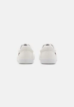 Pier One Unisex - Zapatillas - White -Pier One Mode Outlet Tienda 4875ff60289d451696f32d2c44634d4c