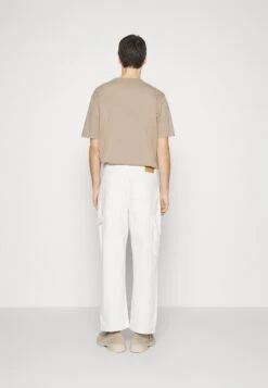 Pier One Carpenter Colored Twill- Vaqueros Rectos - Off-White -Pier One Mode Outlet Tienda 4fab3a7ad84e43dfa273cbbbc4f63ebc