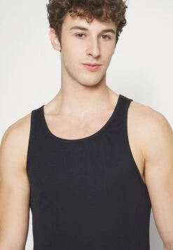 Pier One 5 Pack - Camiseta Interior - Black -Pier One Mode Outlet Tienda 58e14c44bde04a54805bc749257bc7b6