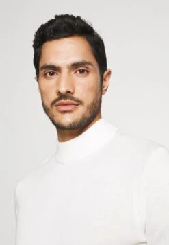 Pier One Jersey De Punto - White -Pier One Mode Outlet Tienda 5f0d1b0fc9994eb4a0ce0d288748551c