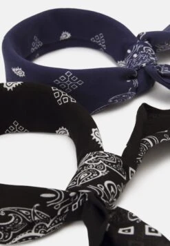 Pier One Unisex - Pañuelo - Black/Blue/Red -Pier One Mode Outlet Tienda 66e168c6722f4bf0af91d5df654b1082