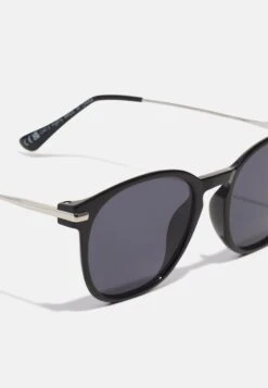 Pier One Gafas De Sol - Black 7 Pier One Gafas De Sol - Black -Pier One Mode Outlet Tienda 6b7e0f98517344fcb83af59186c802d2