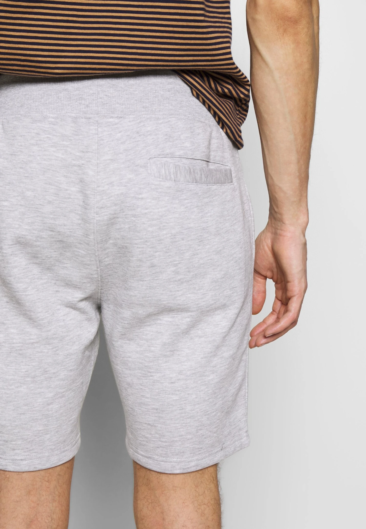 Pier One 2 Pack - Shorts -Light Grey /Black 6 Pier One 2 Pack - Shorts -Light Grey /Black - Imagen 6