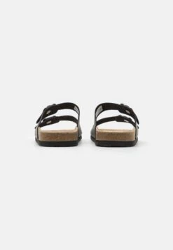 Pier One Leather Unisex - Sandalias Planas - Black -Pier One Mode Outlet Tienda 78db4dd14a8d4857820f33ef21310d89