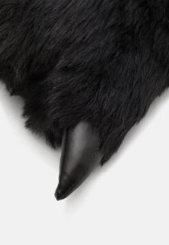 Pier One Pantuflas - Black -Pier One Mode Outlet Tienda 796914552fcb4fcaac1e33068a36c27f