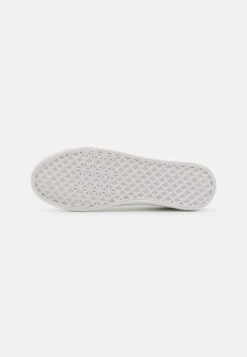 Pier One Unisex - Zapatillas - White -Pier One Mode Outlet Tienda 79d9383017ab4c30ba22290b2ebdc3b9