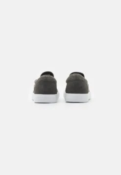 Pier One Unisex - Zapatillas - Grey 8 Pier One Unisex - Zapatillas - Grey -Pier One Mode Outlet Tienda 7c950f1e7b024aca9c245930cc2d1a1f