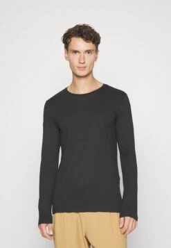 Pier One 2 Pack - Camiseta De Manga Larga - Black/Mottled Dark Grey 11 Pier One 2 Pack - Camiseta De Manga Larga - Black/Mottled Dark Grey -Pier One Mode Outlet Tienda 82b68fa0ee4c46d1a85559b6ee29545d