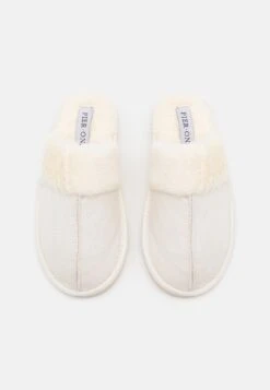 Pier One Pantuflas - Off-White -Pier One Mode Outlet Tienda 8a81c8a71b39417c9dbc6b7b37250711