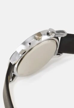 Pier One Set - Reloj - Black -Pier One Mode Outlet Tienda 8b85f94e4c5a43a89680fa66df3bc7c7