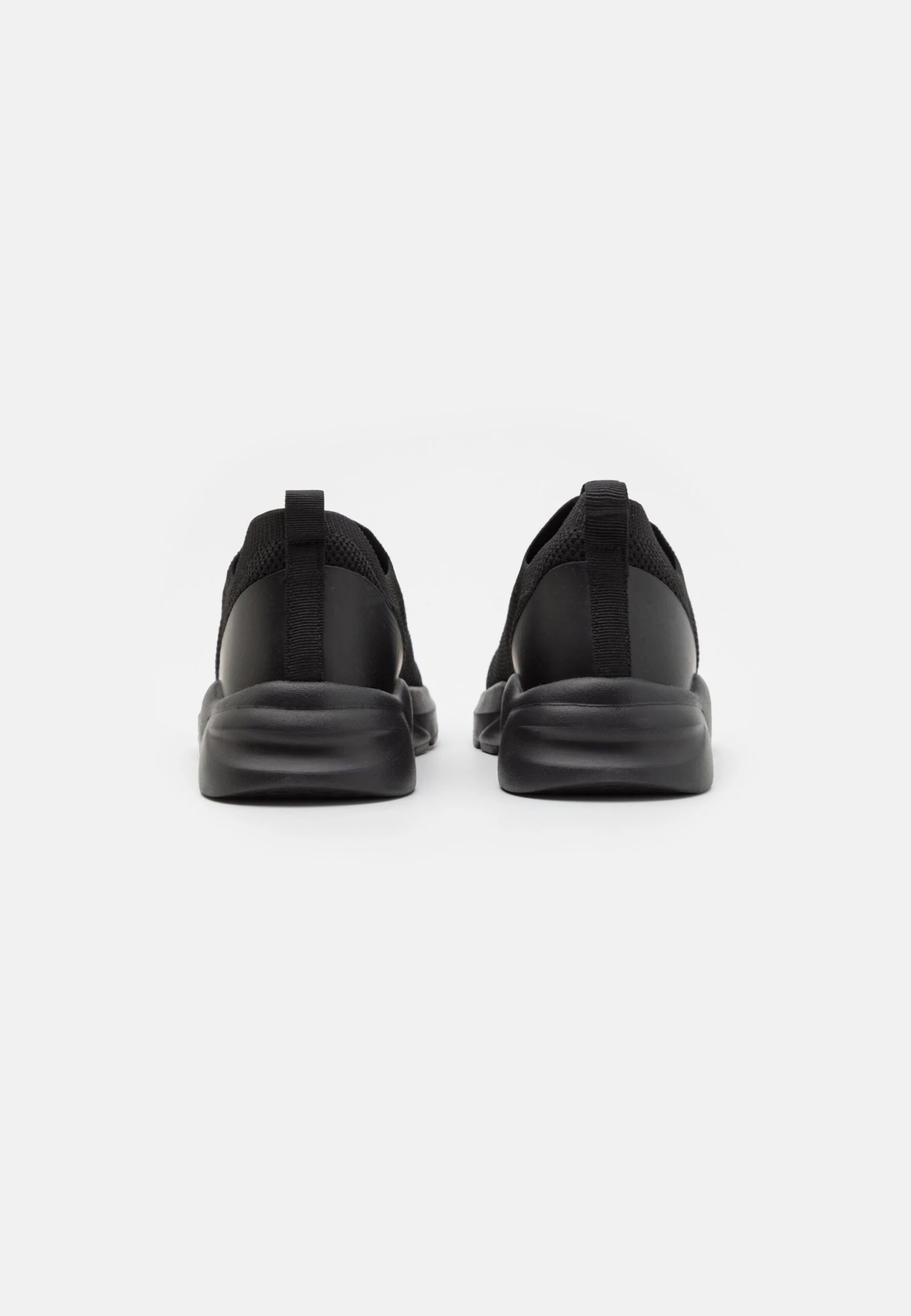 Pier One Unisex - Zapatillas - Black 3 Pier One Unisex - Zapatillas - Black - Imagen 3