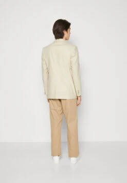 Pier One Americana - Beige 8 Pier One Americana - Beige -Pier One Mode Outlet Tienda 90a0e4254e844eb3a6a8cf41ae7f4550