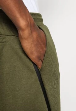 Pier One Pantalones Deportivos - Olive -Pier One Mode Outlet Tienda 92124823220646329f52c61a38cf8de5