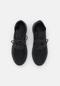 Pier One Zapatillas - Black -Pier One Mode Outlet Tienda 9b116cea09d744c9b0f8ba112133e171