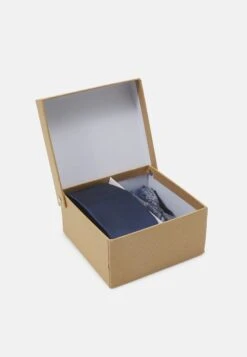 Pier One Set - Corbata - Dark Blue -Pier One Mode Outlet Tienda 9f0c9c901ffb47ccaba643bd0838aa41