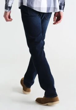 Pier One Basic - Vaqueros Rectos - Dark Blue Denim -Pier One Mode Outlet Tienda a4ebfb4549ae43cc8fd6ef9a34b37b32