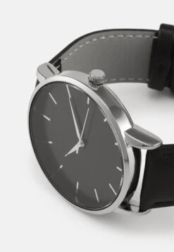 Pier One Reloj - Black/Silvercoloured 7 Pier One Reloj - Black/Silvercoloured -Pier One Mode Outlet Tienda b21304d4d8ec4553ac54e4d73133cd2c