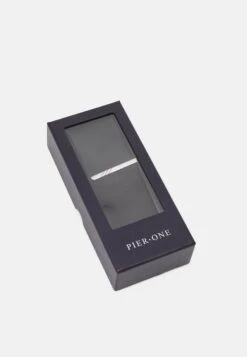 Pier One Set - Corbata - Black 7 Pier One Set - Corbata - Black -Pier One Mode Outlet Tienda b6f134e0211046c2b37e1bc8ea8571a9