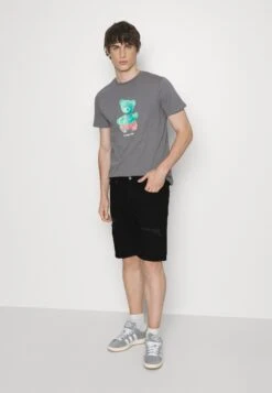 Pier One Unisex 2 Pack - Shorts Vaqueros - Blue/Black Denim -Pier One Mode Outlet Tienda c0a1e1b030fa43118f482c2c587cc919