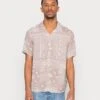Pier One Unisex - Camisa - Beige