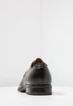 Pier One Leather - Zapatos Con Cordones - Black -Pier One Mode Outlet Tienda c2d680b2a8c54540a2822fc3256389d3