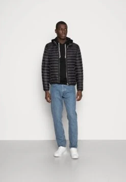 Pier One Jersey Con Capucha - Black -Pier One Mode Outlet Tienda c5a33357dbed4050bd0470e9ed1829ca