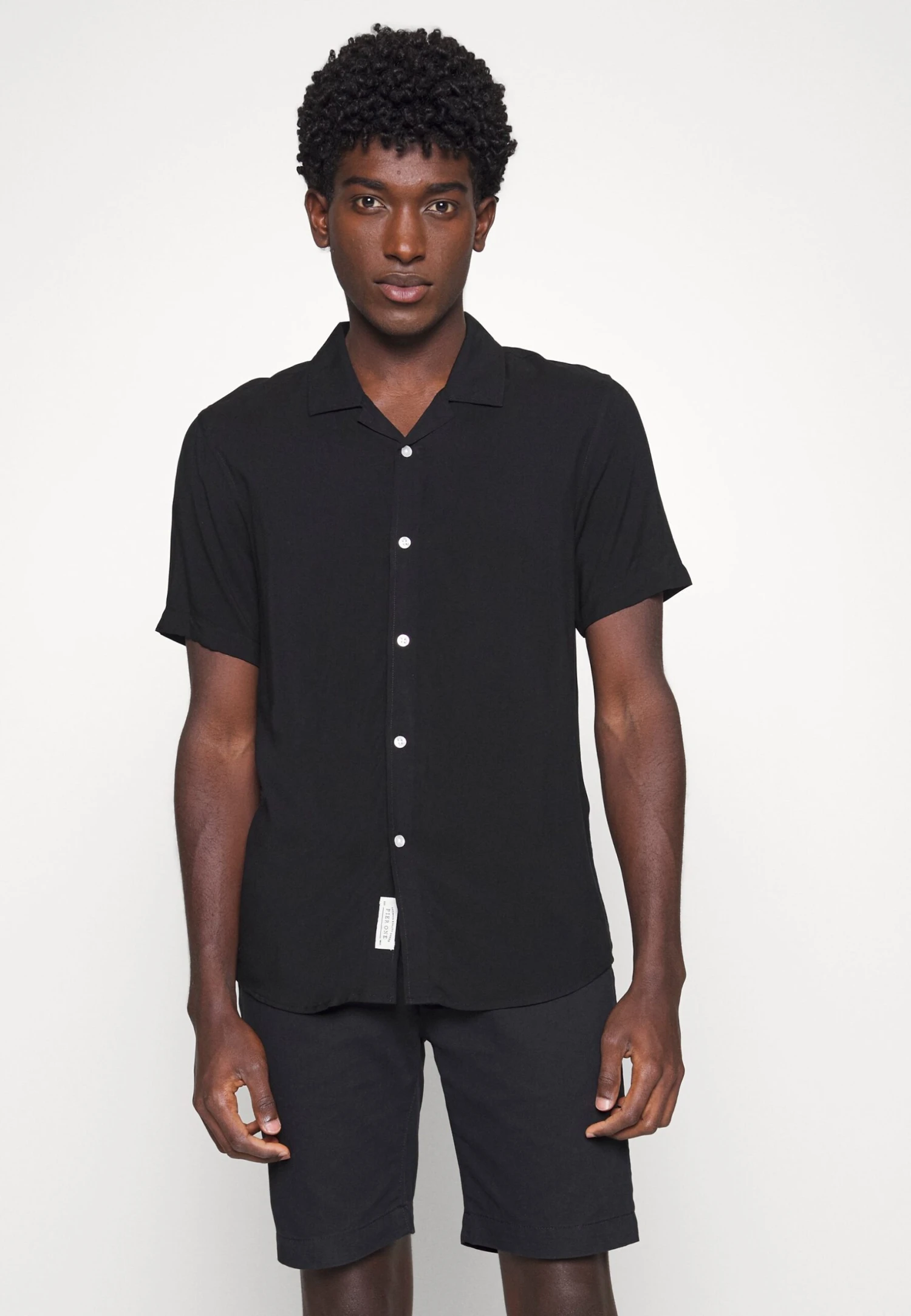 Pier One 2 Pack - Camisa - Black/White 6 Pier One 2 Pack - Camisa - Black/White - Imagen 6