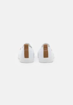 Pier One Unisex - Mocasines - White -Pier One Mode Outlet Tienda d0dcb07e7bd24443a1df824091ece39a