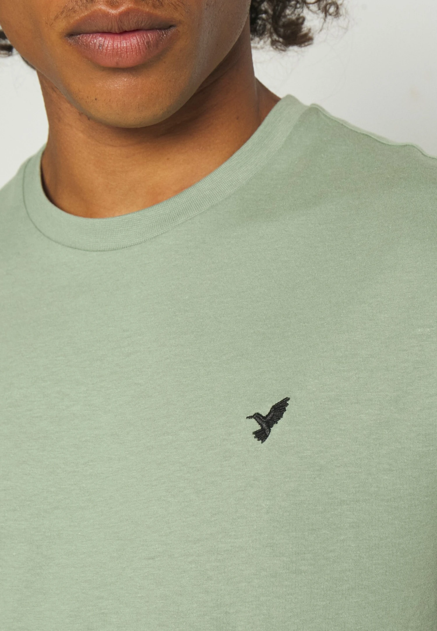 Pier One 3 Pack Unisex - Camiseta Básica - White/Offwhite /Green 10 Pier One 3 Pack Unisex - Camiseta Básica - White/Offwhite /Green - Imagen 10