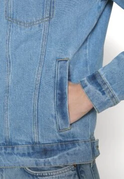 Pier One Chaqueta Vaquera -Blue -Pier One Mode Outlet Tienda d3e819b17ed341f0bd01c20fe45e7b4d