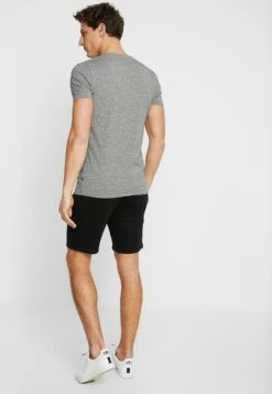 Pier One Pantalones Deportivos - Black 8 Pier One Pantalones Deportivos - Black -Pier One Mode Outlet Tienda d5c97291418e4697a27fa0726d324bab