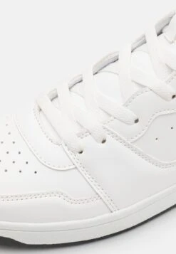 Pier One Zapatillas Altas - White -Pier One Mode Outlet Tienda d92dbfafcd0845868bafc96ae8ec8083