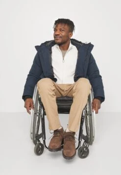 Pier One Chaqueta De Invierno - Dark Blue -Pier One Mode Outlet Tienda dd278216f0224bbd841f4c2358b053bd