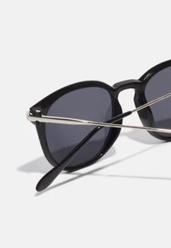 Pier One Gafas De Sol - Black 6 Pier One Gafas De Sol - Black -Pier One Mode Outlet Tienda e1238979fc144555bfd451a98b4e6bbf