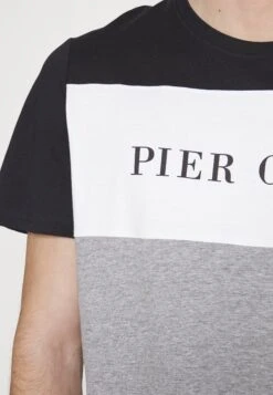 Pier One Camiseta Estampada -Black -Pier One Mode Outlet Tienda ebadc82db7ce423c8fe9d9c90da78396