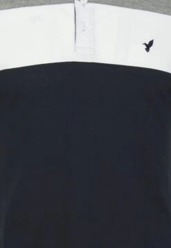 Pier One Polo - Grey/White/Dark Blue -Pier One Mode Outlet Tienda f08270d6a8a84d55bc799f0afd2317b4