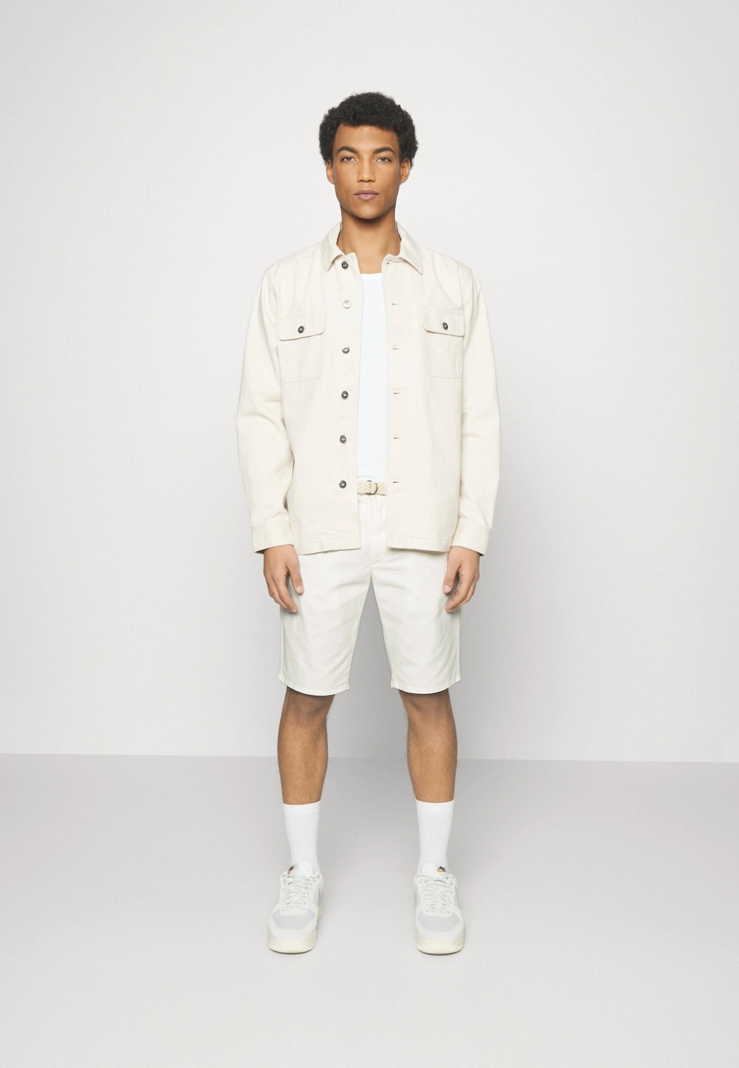 Pier One Shorts - White 2 Pier One Shorts - White - Imagen 2