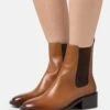 Pier One Leather- Botines - Cognac